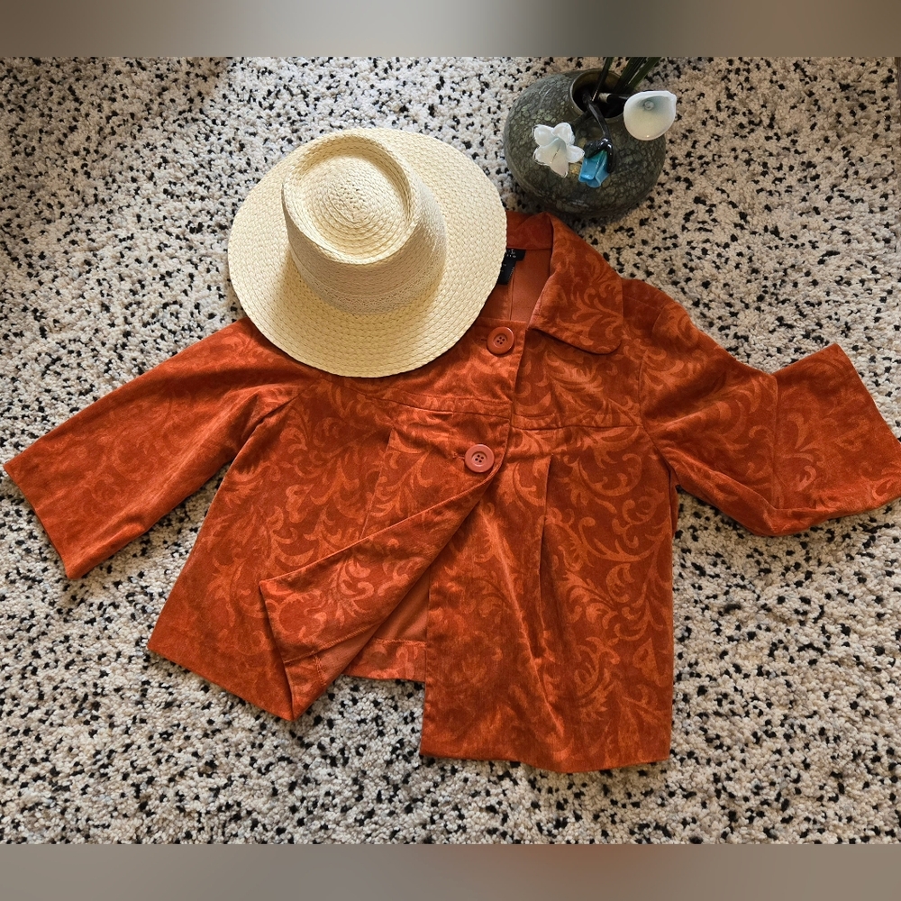 RQT size LG, petite, rich orange scroll print, 3/4 sleeve jacket. 2 LG buttons.